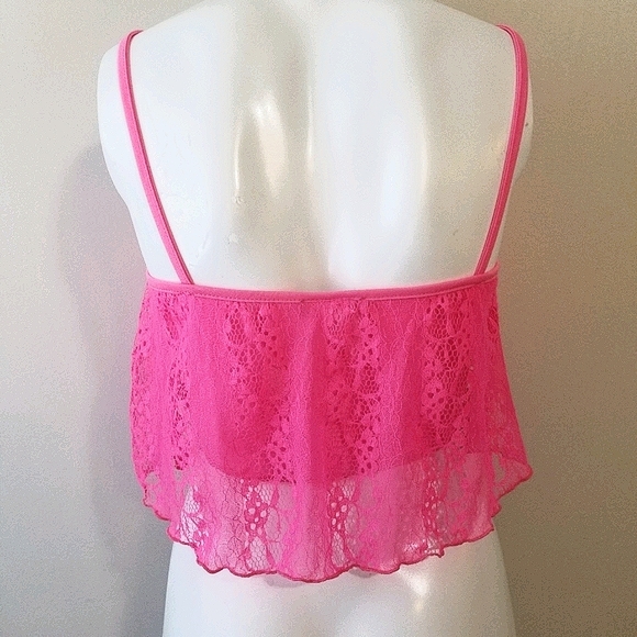 Vibrant pink lacey crop tank top - Picture 3 of 5